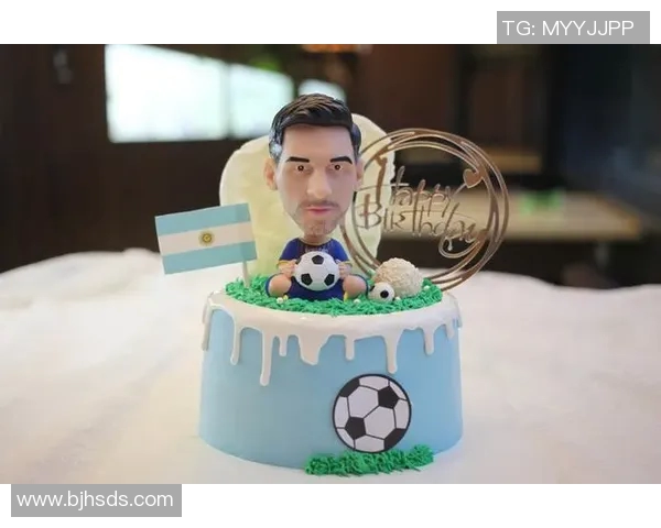 梅西足球明星主题蛋糕创意设计图片分享让你爱上甜点与足球的完美结合 梅西足球明星主题蛋糕创意设计图片分享让你爱上甜点与足球的完美结合
