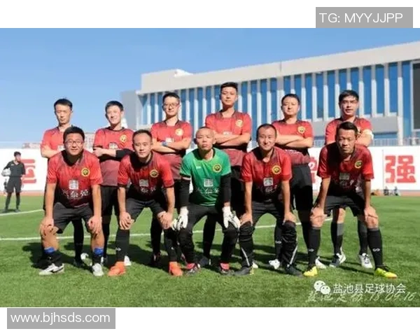 足球明星之间的友谊与竞争关系全景解析图谱 足球明星之间的友谊与竞争关系全景解析图谱